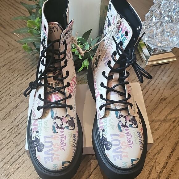 Disney Mickey Mouse 100th Anniversary Boots Size 7 NWT Zara - Picture 2 of 12